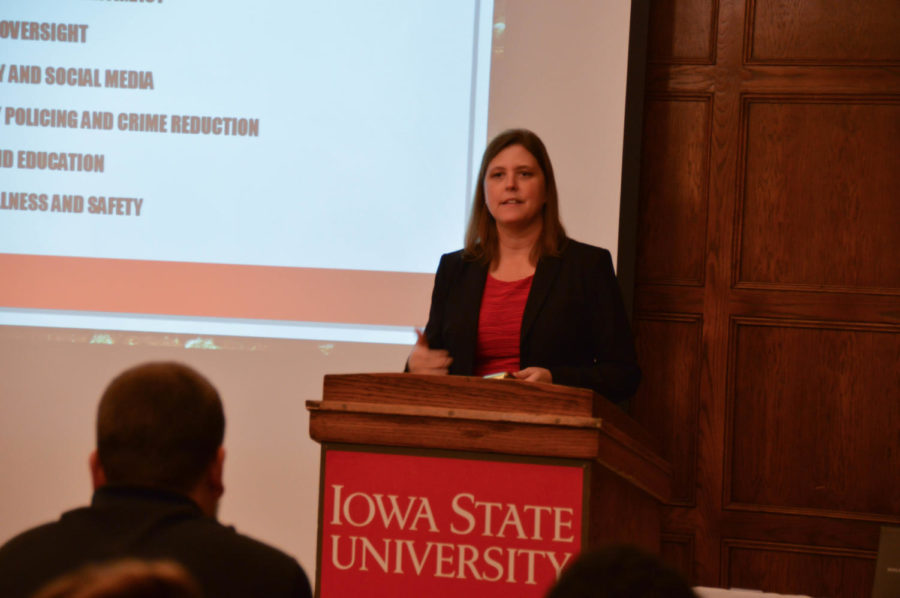 Charlotte Evans, an applicant for the new Iowa State University Chief of Police, speaks to an audience during the open forum on Jan. 25. The forum was held in the Oak Room of the Memorial Union. 