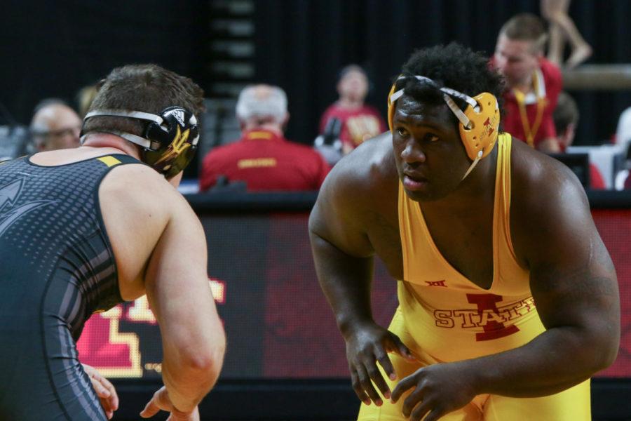 Iowa+State+redshirt+senior+Quean+Smith+wrestles+Arizona+States+Tanner+Hall+Jan.+6.+Smith+would+go+on+to+lose+2-1+by+decision.%C2%A0