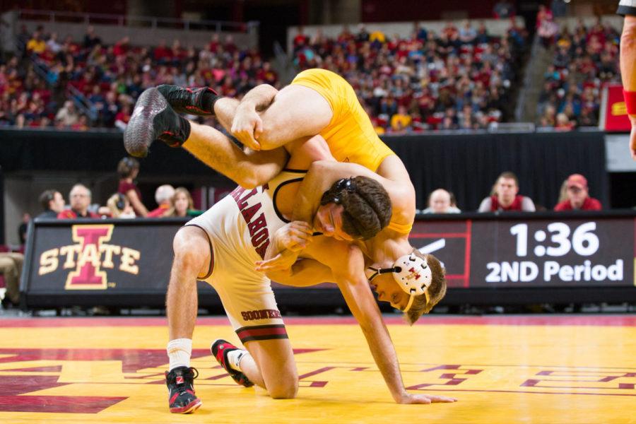 Though Clark Glass of OU dominated the match, Colston DiBlasi managed to recover ground by the end of the third period.