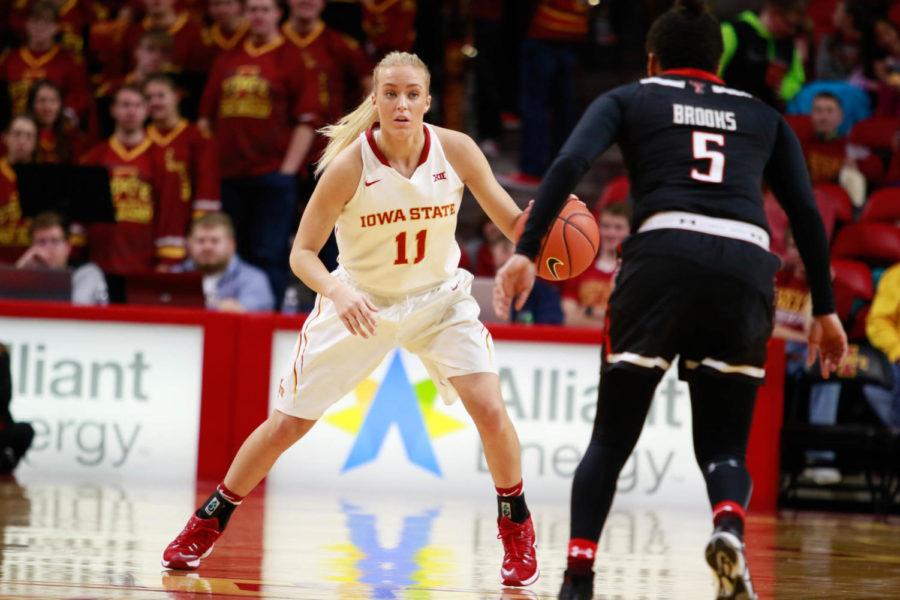 Jadda Buckley brings the ball down the court during Iowa States 79-68 win over Texas Tech. Buckley finished with 20 points and three rebounds. 