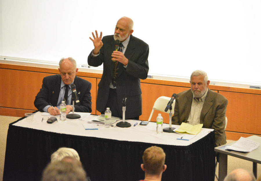 Sustainable agriculture advocates, Ralph Rosenberg, David Osterberg and Paul Johnson discussed the creation of the Iowa Groundwater Protection Act of 1987 and the Leopold Center on Mar. 28 at the Gerdin Business Building