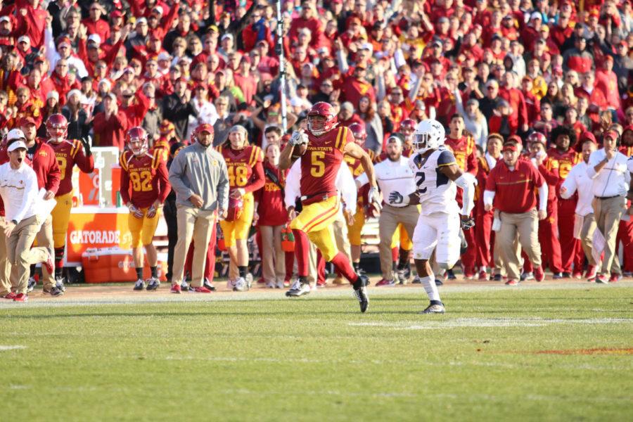 Iowa+State+receiver+Allen+Lazard+broke+free+from+the+defense+after+a+catch+for+a+big+gain+during+the+first+half+against+West+Virginia.