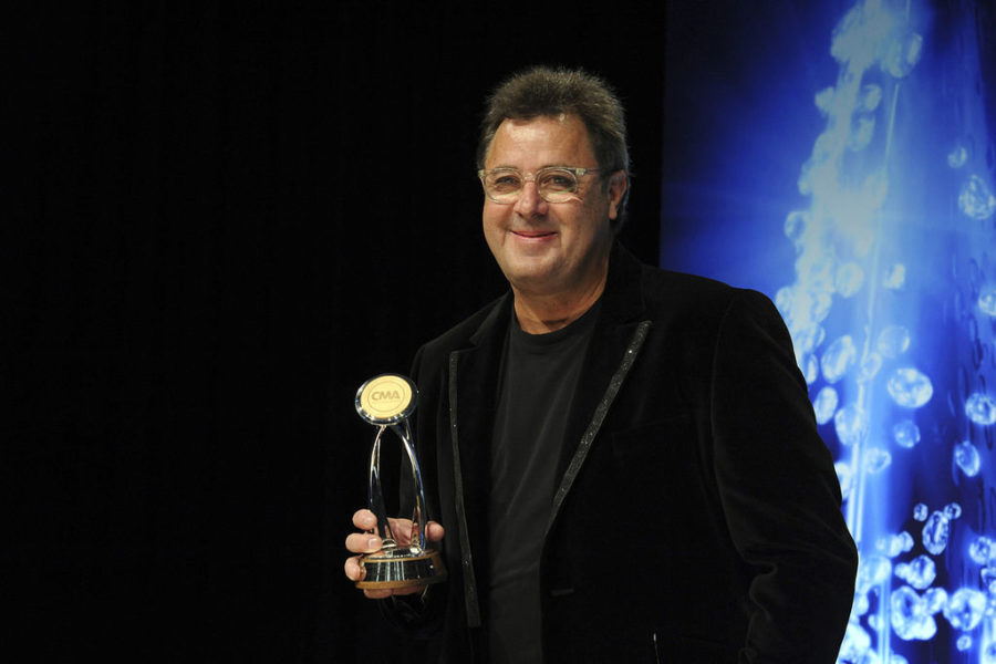 Vince Gill will be performing at Hoyt Sherman Place, this Saturday at 7:30 p.m. 