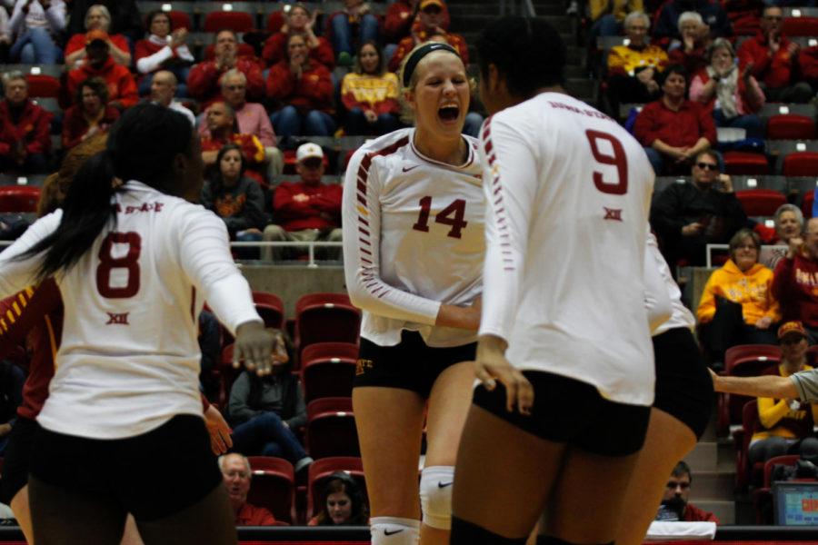 Iowa+State+outside+hitter+Jess+Schaben+celebrates+a+point%C2%A0on+Nov.+26+in+Hilton+Coliseum.+Led+by+the+seniors%2C+Iowa+State+swept+Oklahoma+in+3+sets.
