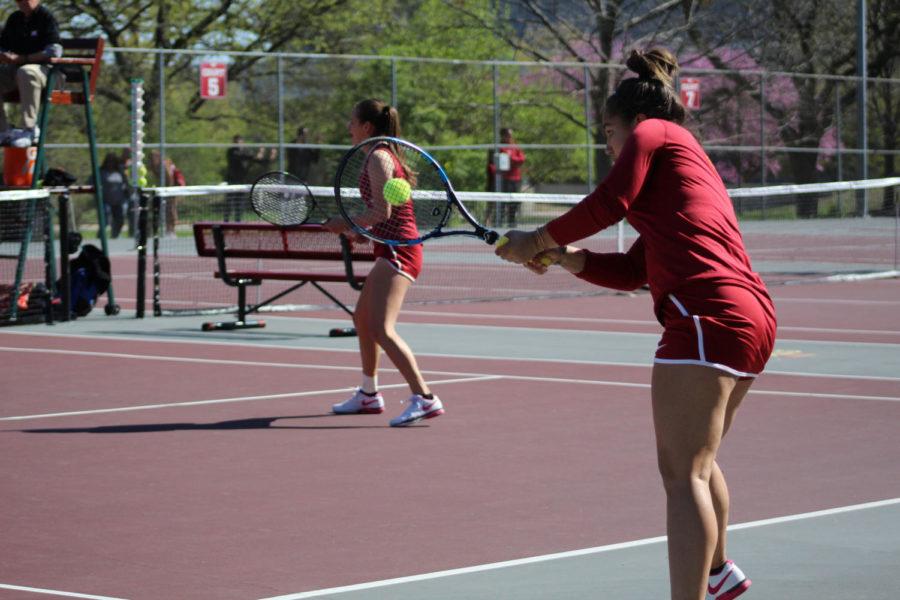 Sophomore+Erin+Freeman%C2%A0played+for+Iowa+State+Tennis+on+April+23.+Freeman+went+2-6+against+Vladica+Babic+of+OSU.+Cyclones%C2%A0fell+0-4+against+Oklahoma.%C2%A0