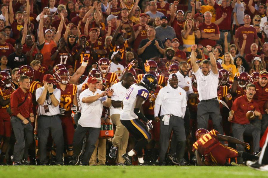 The+Cyclone+sideline+celebrates+an+interception+during+their+first+game+of+the+season+on+Sept.+2%2C+2017.+The+Cyclones+defeated+the+Panthers+42-24.
