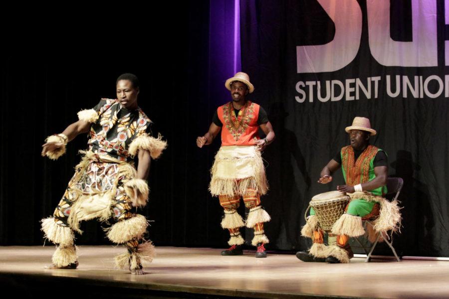 Members of Cirque Zuma Zuma open the show on Oct. 25 in the Great Hall of the Memorial Union. 