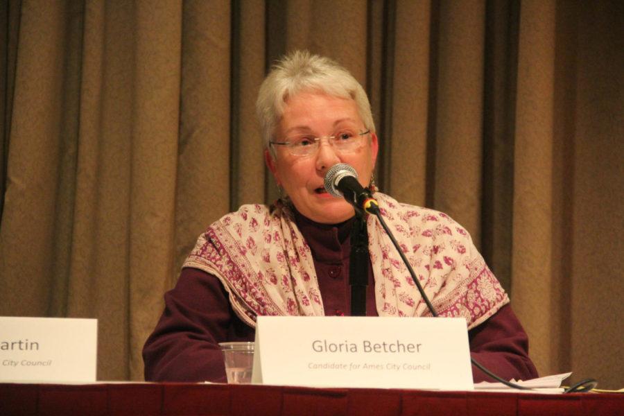 Candidate for Ames City Council, Gloria Betcher, speaking at the open panel for students and the general public at the Memorial Union on Nov. 2nd. 