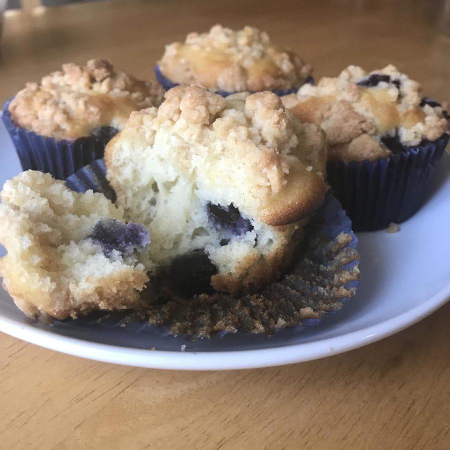 Homemade Muffins (Blueberry Crumb)