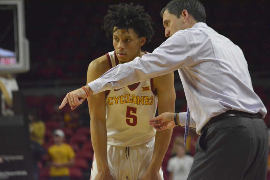 Head+coach+Steve+Prohm+discusses+a+play+with+Lindell+Wigginton%2C+guard%2C+during+the+mens+basketball+game+against+Alcorn+State+on+Dec.+10+at+Hilton+Coliseum.+The+Cyclones+won+78-58.