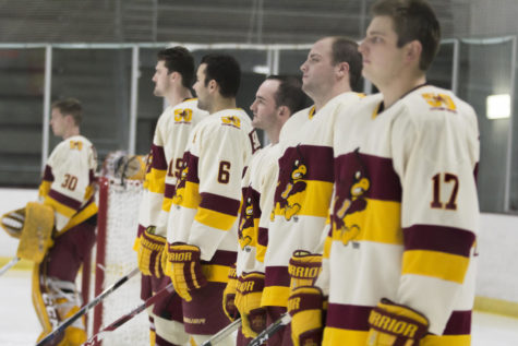 Mens Hockey Club returns as student-run organization