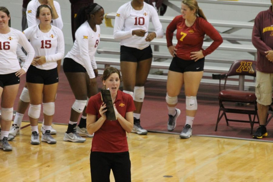 Associate head coach Dawn Sullivan gives insight to the ISU volleyball team about the Tulsa Hurricanes. Iowa State defeated Tulsa 25-19, 29-31, 25-12, 25-12 on Sept. 13. 