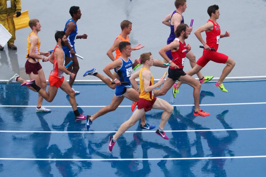 Iowa State redshirt sophomore Dan Curts makes a move to the front of the pack during the mens distance medley relay at the Drake Relays in Des Moines April 29. The Cyclones finished ninth in 10:02.25.