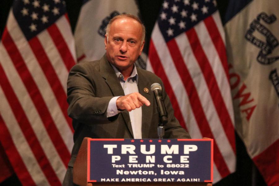 Iowa U.S. Representative Steve King speaks to a crowd of now-President Donald Trumps supporters on Oct. 11, 2016 at Des Moines Area Community College. King spoke about Trump and House Speaker Paul Ryans falling out in the wake of Trumps leaked audio tape of him describing sexually assaulting women.