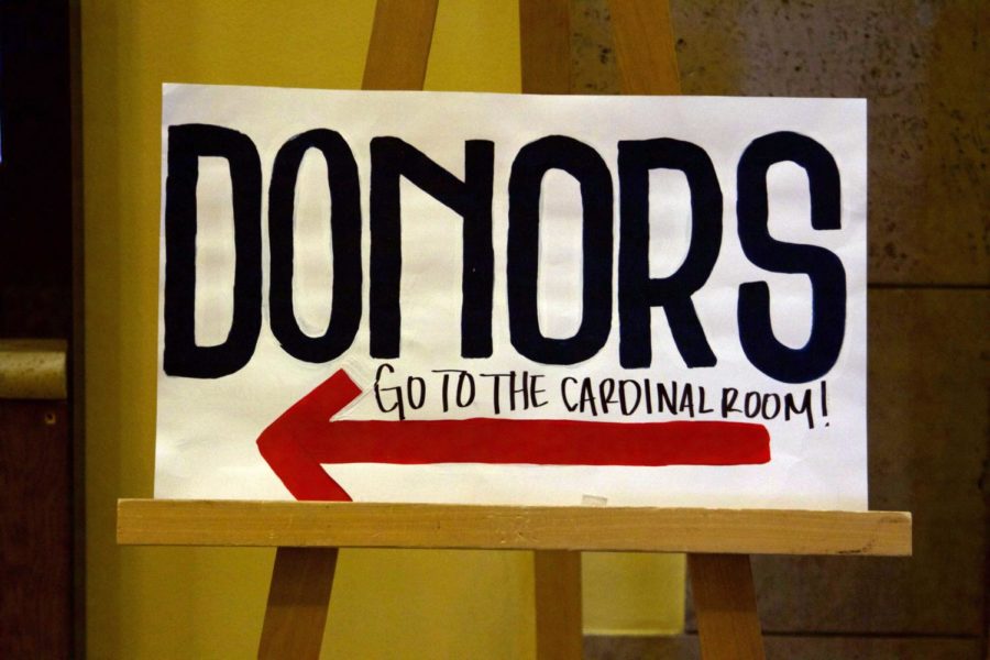 A sign directing donors to the blood drive in the Memorial Union on Oct. 2.