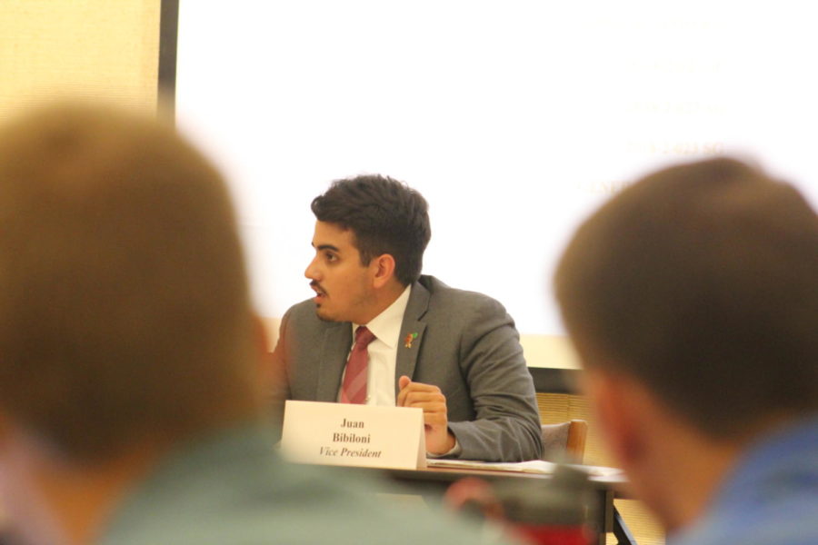 Vice President Juan Bibiloni presides over the Student Government for their first meeting of the semester in the Gallery Room of the Memorial Union Wednesday night.