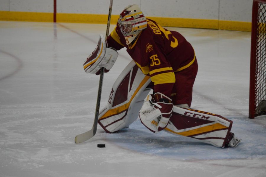 Matt+Goedeke%2C+a+Cyclone+Hockey+goaltender%2C+during+the+game+on+Sept.+21.+The+team+played+Waldorf+University+at+the+Ames+ISU%2FIce+Arena.