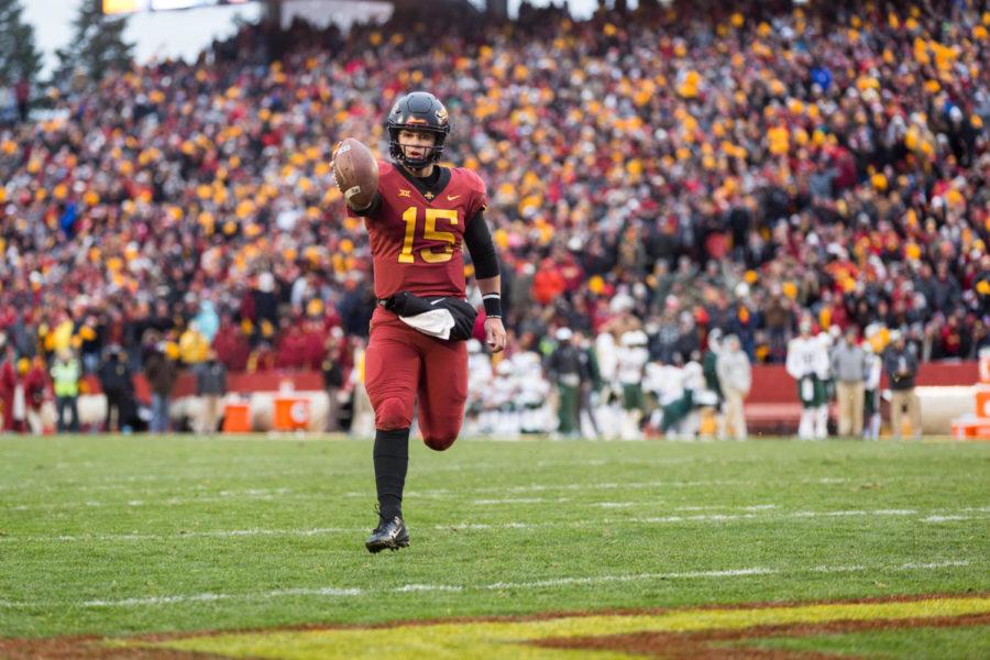 Then-freshman quarterback Brock Purdy runs the ball for a touchdown during the first half of the Iowa State vs. Baylor football game Nov. 10, 2018.
