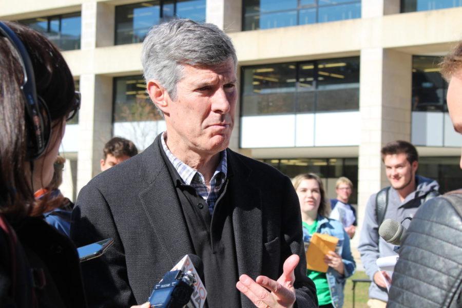 Fred+Hubbell%2C+2018+Democratic+candidate+for+Governor+of+Iowa%2C+speaks+with+supporters+in+the+free+speech+zone+on+Oct.+23.+Hubbell+supports+labor+unions+and+hardworking+men+and+women+in+the+labor+union%2C+lowering+tuition%2C+weeding+out+tax+credits%2C+exemption%2C+and+deductions+where+costs+to+the+state+outweigh+benefits+and+much+more.