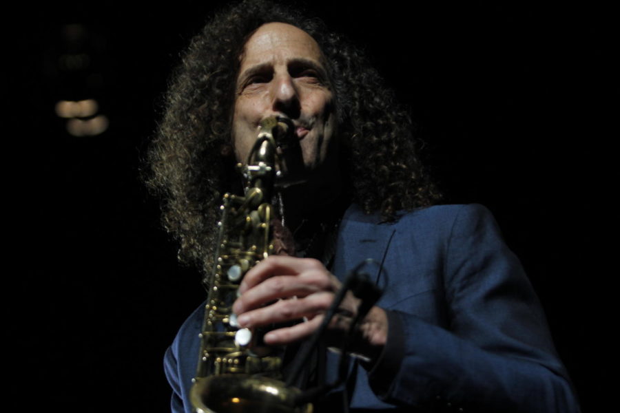 Famous+saxophonist+Kenny+G+performs+for+a+crowd+at+Iowa+States+Stephens+Auditorium+during+his+holiday+and+hits+tour+Nov.+28.