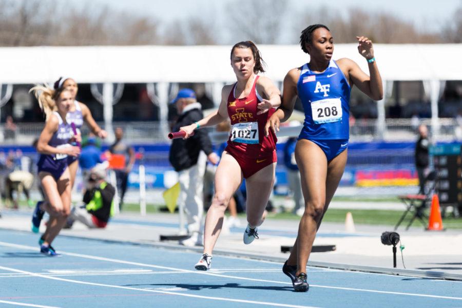 Iowa States Erinn Stenman-Fahey runs around another runner in the third leg of the Distance Medley during the last day of the Drake Relays in Des Moines on April 28, 2018. Stenman-Fahey and the Cyclones finished in third place.