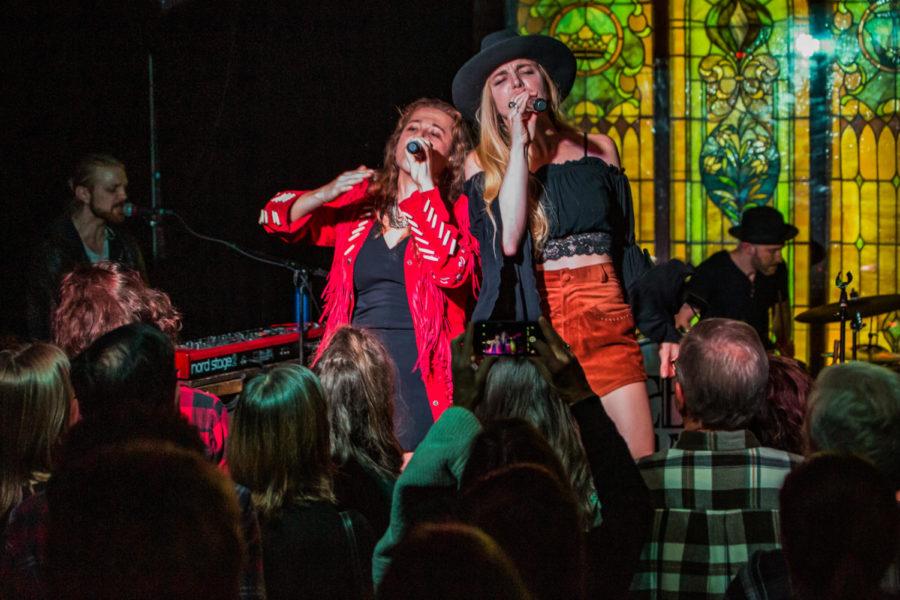 Delta Rae singers Elizabeth Hopkins and Brittany Holljes Dec. 12 in the Maintenance Shop.