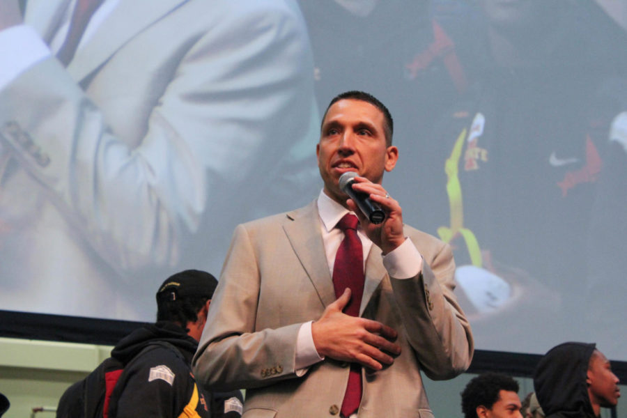 Coach Matt Campbell thanks the crowd for coming to the pep rally on Dec. 27.