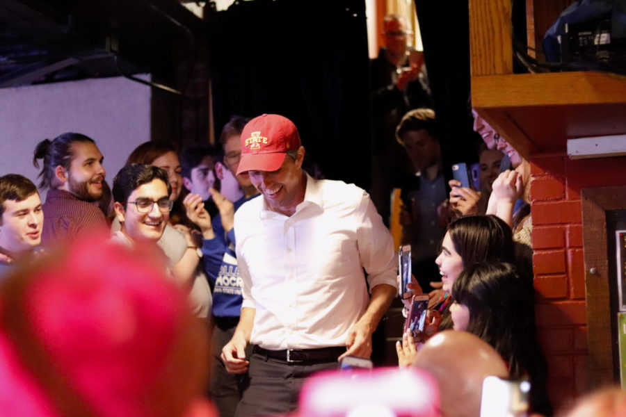 Former+Rep.+Beto+O%E2%80%99Rourke%2C+D-Texas%2C+was+welcomed+by+a+full+house+of+supporters+when+he+came+to+speak%C2%A0April+3+at+the+M-Shop.+ORourke+is+one+of+19+Democratic+candidates+still+running+in+the+2020+presidential+race.