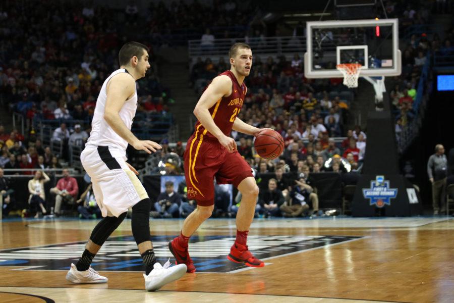 Former Cyclone guard Matt Thomas will play in the NBA after playing two seasons in Spain.