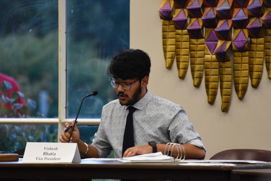 Student+Governments+Vice+President+Vishesh+Bhatia+listens+to+student+comments+Sept.+18+during+an+open+forum+at+the+Student+Government+meeting.