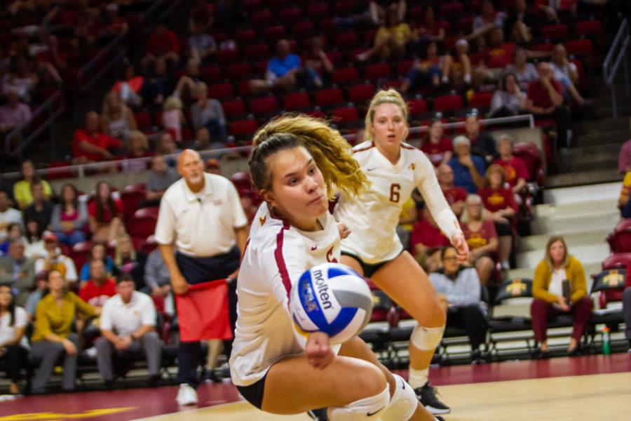 Then-sophomore+outside+hitter+Brooke+Andersen+makes+a+desperate+attempt+to+keep+the+ball+alive+Sept.+3%2C+2019%2C+during+a+home+game+against+South+Dakota.
