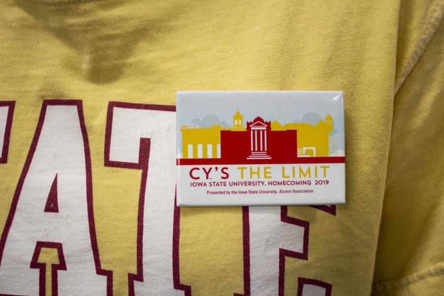 Students can purchase Cys the Limit Homecoming buttons to partake in Food on Campus meals during Homecoming Week.