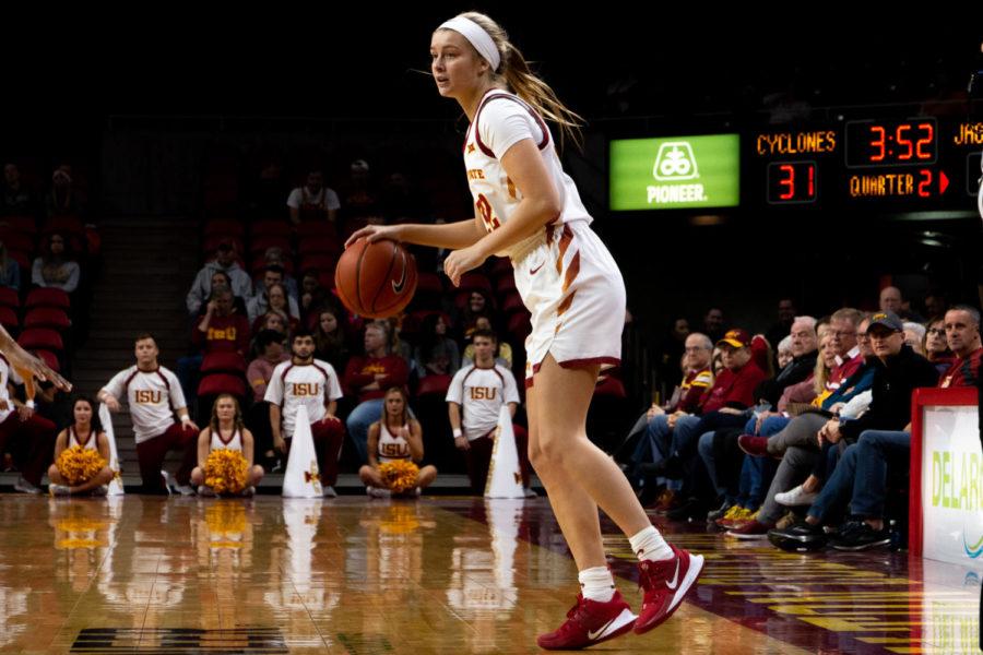 Iowa+State+guard+Maggie+Espenmiller-McGraw+dribbles+the+ball+in+the+corner+against+Southern+on+Nov.+7.+The+Cyclones+beat+the+Jaguars+69-36.