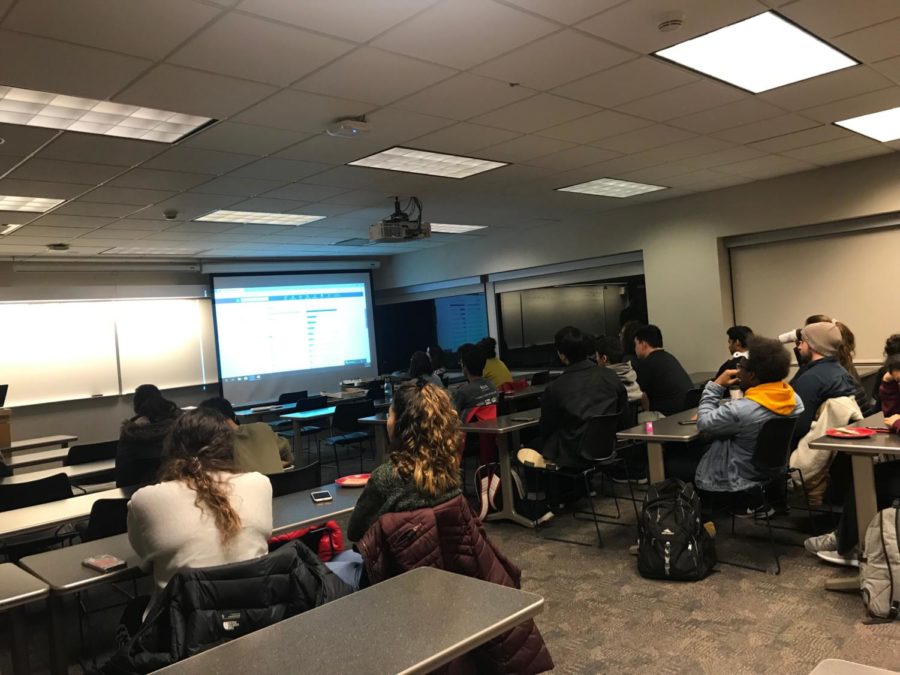 Students gathered for a presentation on what it means to be a first generation college student and how to network with potential employers for the “Networking for First Gen Students: An Important ‘Pizza’ the Puzzle” event. The event was part of Iowa States 2019 First Gen Week.