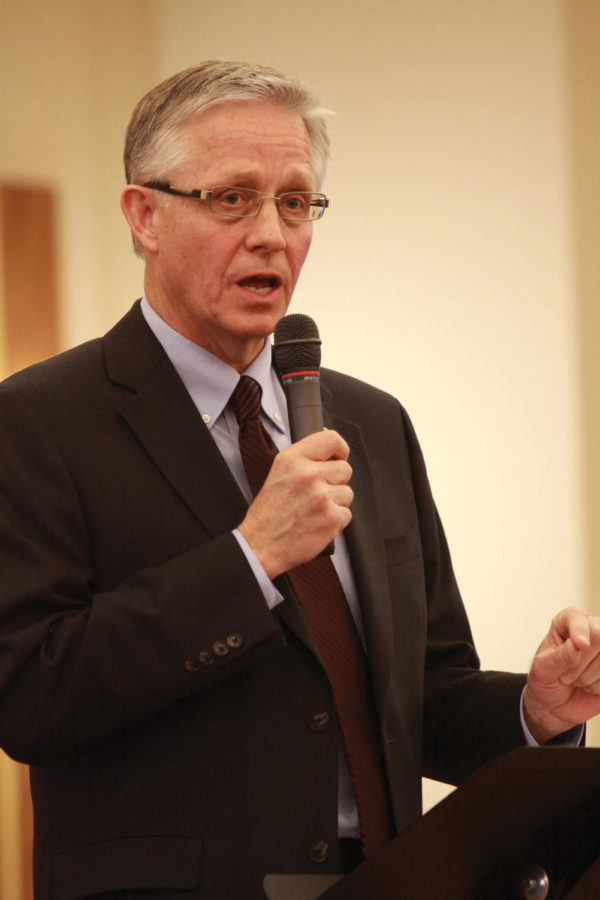 Iowa Chief Justice Mark Cady speaks March 22, 2012, at Northminster Presbyterian Church in Ames.