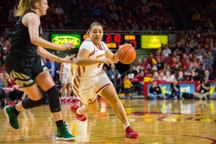 Then-sophomore Rae Johnson moves up the court during Iowa States game against Baylor on Feb. 23 at Hilton Coliseum.