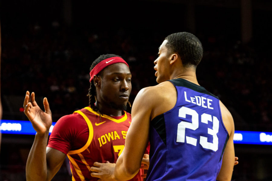 Iowa State redshirt junior forward Solomon Young defends TCUs Jaedon LeDee in a 65-59 win against the Horned Frogs on Feb. 25.