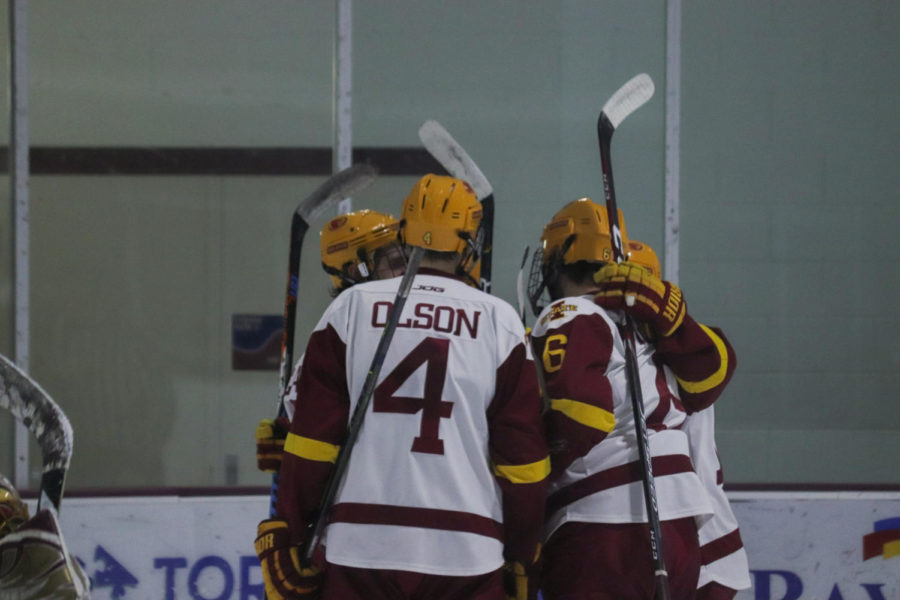 Cyclone+players+celebrate+a+goal+by+junior+Ray+Zimmerman+during+Iowa+State%E2%80%99s+3-2+victory+over+Robert+Morris+on+Dec.+6.