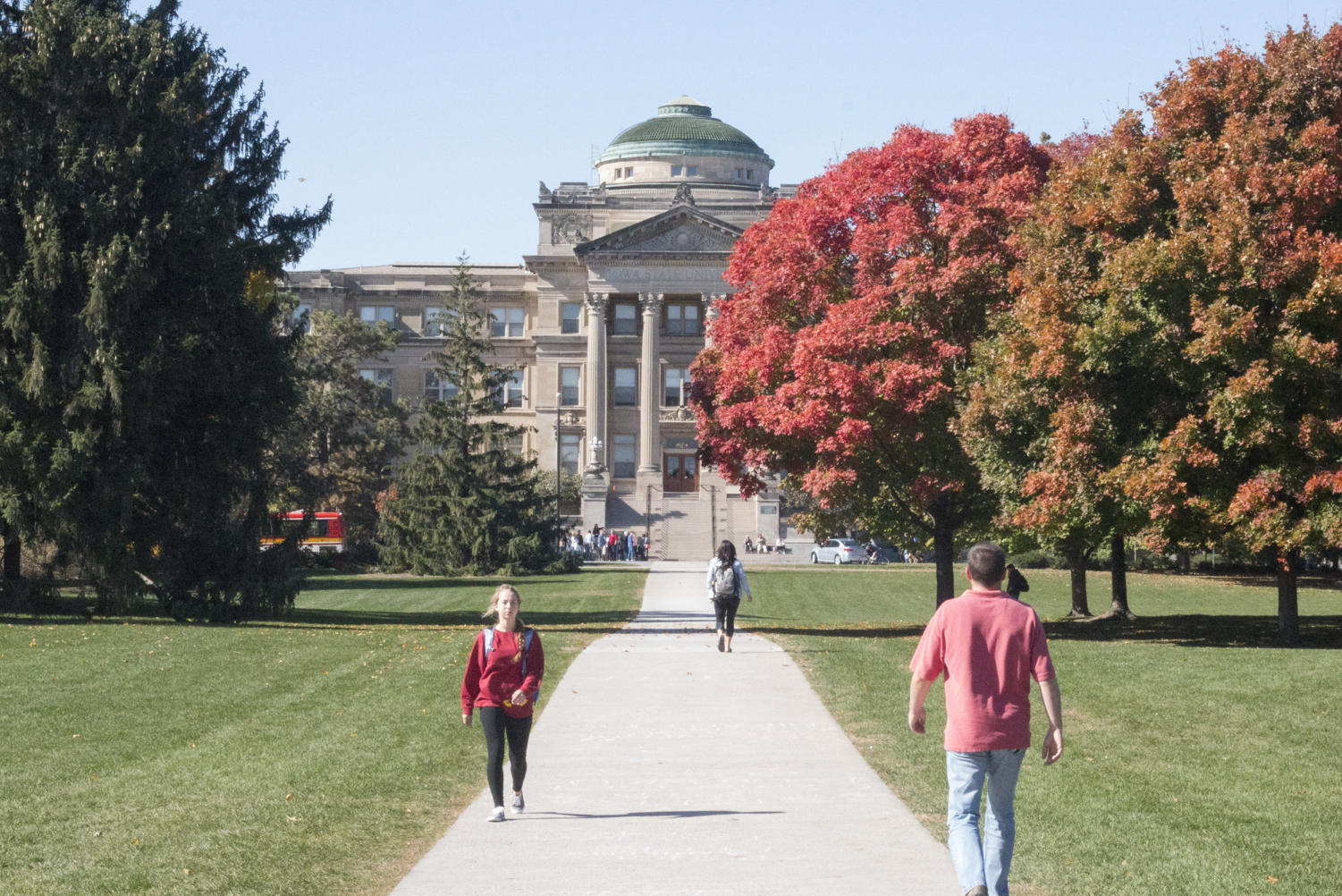 Chess player shares philosophy of life with Iowa State students – Iowa  State Daily