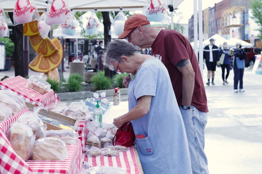 Ames Main Street Farmers Market is back after being postponed for three weeks. This weeks farmers market took place on Saturday morning with social distancing measures and limited activities.  