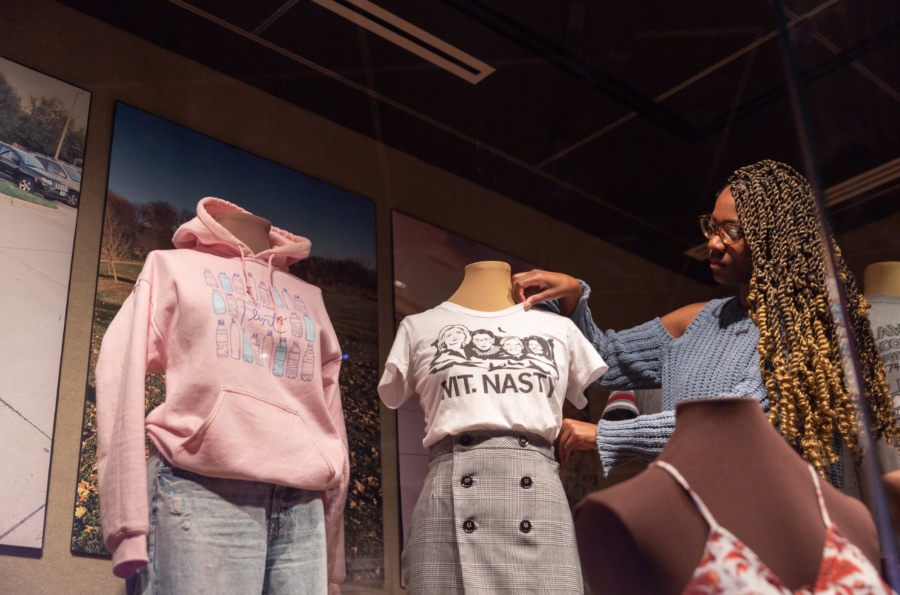 Iowa State Graduate and an Iowa State professor presented during the Sloss Centers Feminist Friday event to speak about Black fashion and expression. 