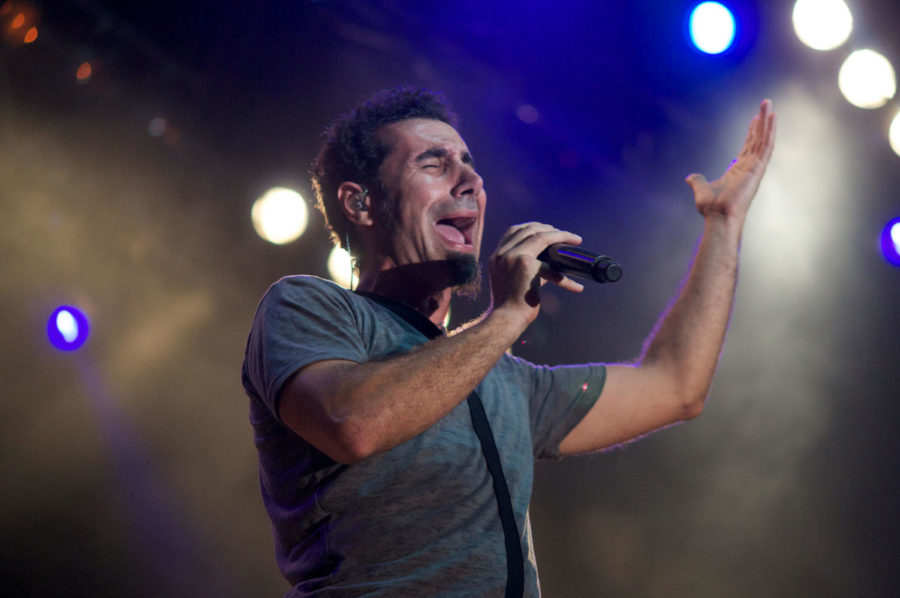 Lead+vocalist+and+occasional+guitarist%2C+Serj+Tankian%2C+from+the+heavy+metal+band+System+of+a+Down.