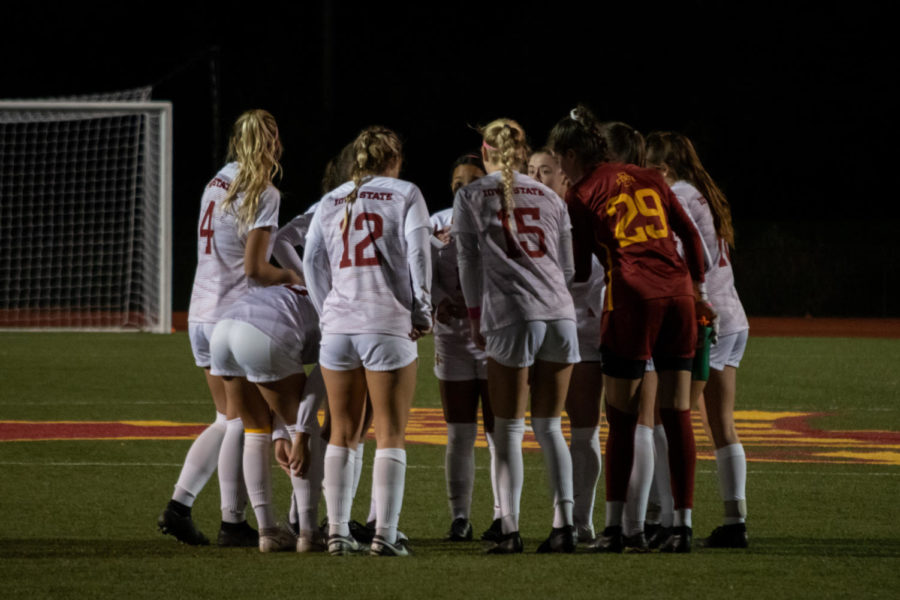 Iowa State soccer meets in a huddle against Kansas State. Iowa State lost the match 2-0.