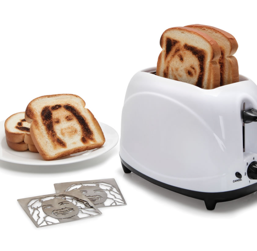 Seeing your face on a piece of toast will make anyones holiday a little more magical.