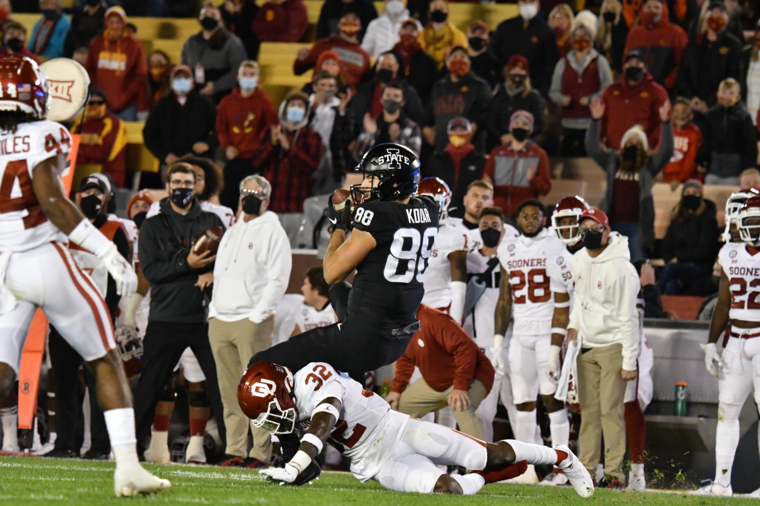 Iowa State Football on X: Charlie Kolar continues to prove himself as one  of the nation's best. @JohnMackeyAward #ProveIt 