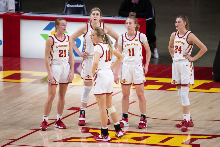 Iowa+State+womens+basketball+players+talk+during+a+game+against+Texas+Tech+on+Feb.+6.%C2%A0