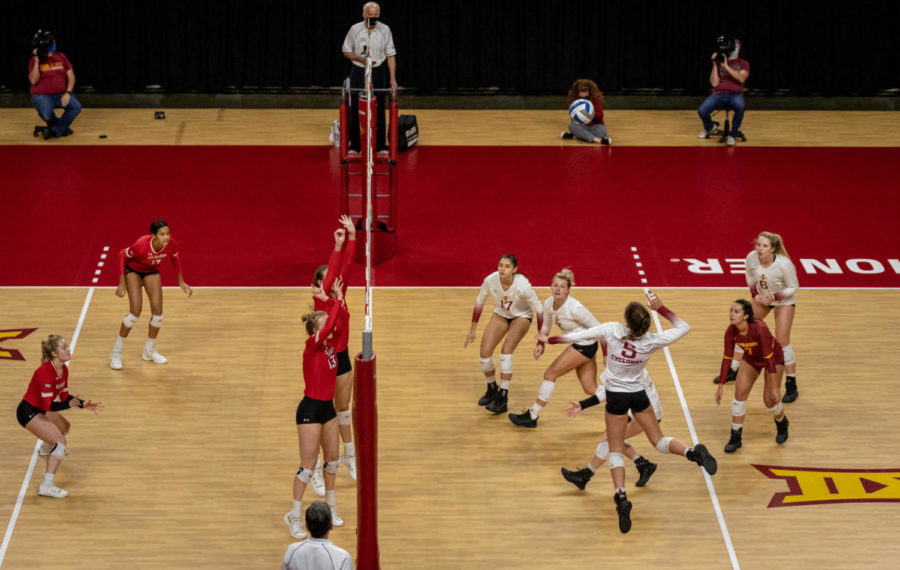 Junior+outside+hitter+Brooke+Andersen+goes+for+a+kill+Oct.+2+in+a+match+versus+the+Texas+Tech+Lady+Raiders.+Andersen+posted+a+career-high+15+kills+and+helped+Iowa+State+defeat+Texas+Tech+3-1.