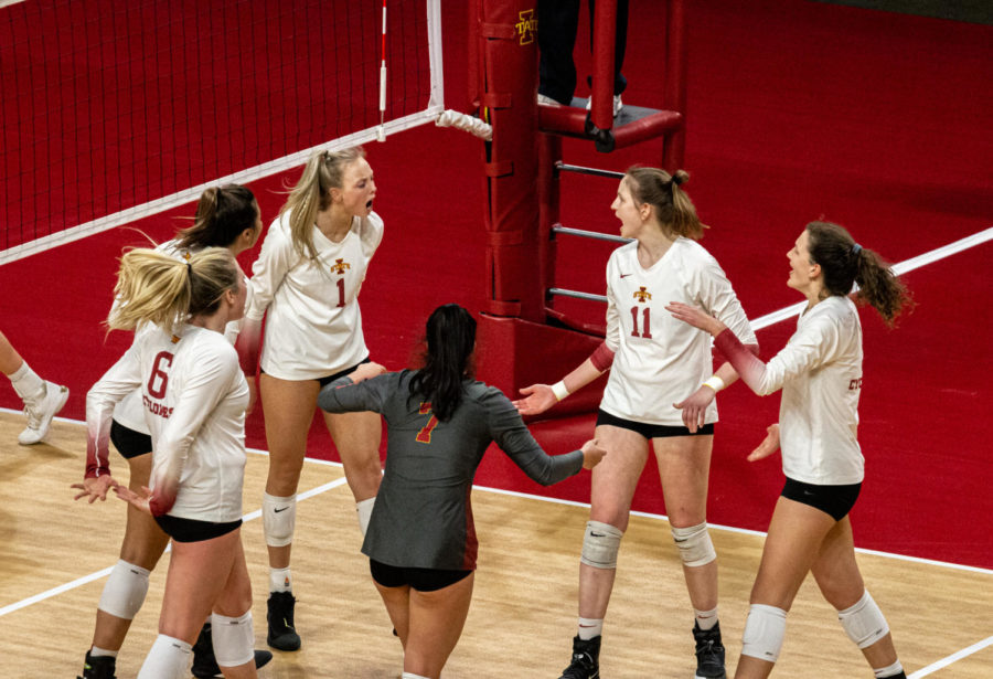 The+Cyclones+celebrate+a+successful+kill+from+sophomore+outside+hitter+Kenzie+Mantz+on+March+26+in+Iowa+States+win+against+Wayne+State+at+Hilton+Coliseum.