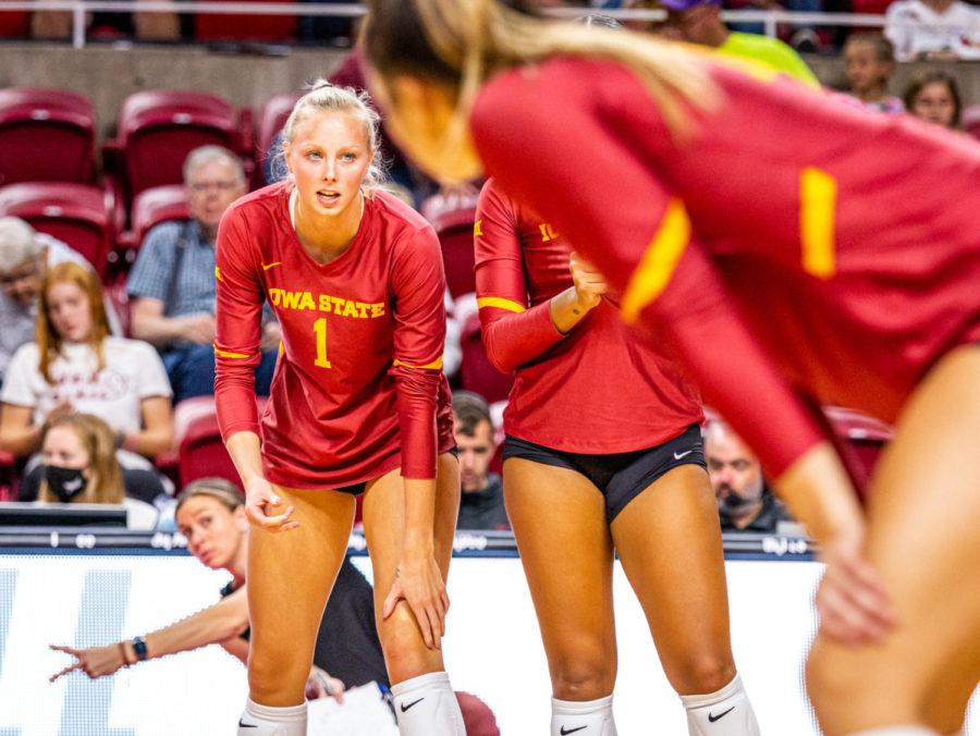 Iowa State volleyball outside hitter Kenzie Mantz talks with her teammates during the Cyclones match against TCU on Sept. 25.