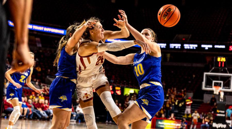 Ashley Joens passes the ball to a teammate during the Cyclones game against South Dakota State on Nov. 15.